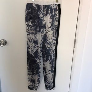 Blue/black/white Topshop pants Size 4